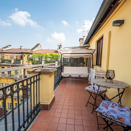 アパート *bnbguest*terrazzo In Centro